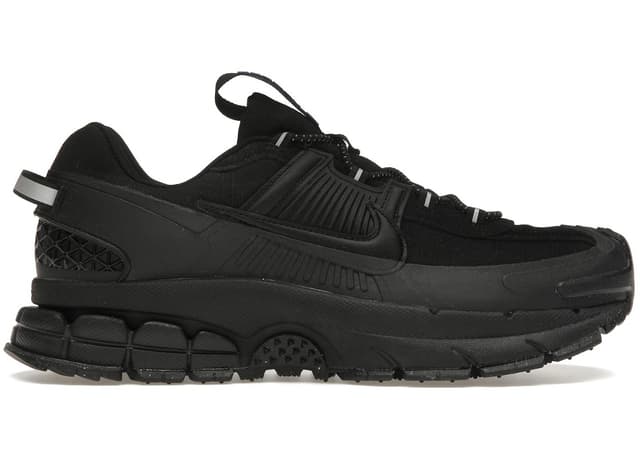 Nike Nike Zoom Vomero Roam Triple Black - view 1