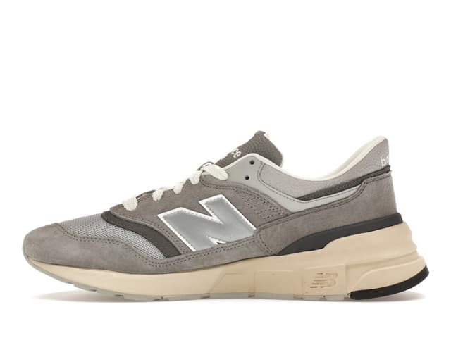 New Balance New Balance 997R Grey - view 3