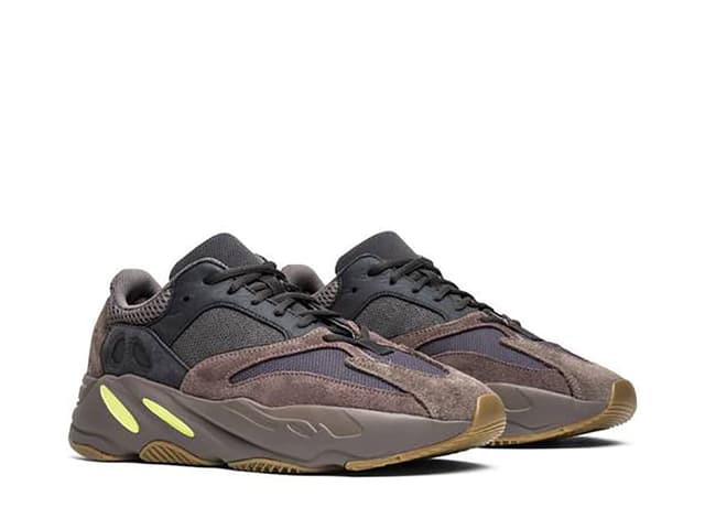 adidas adidas Yeezy Boost 700 Mauve - view 3