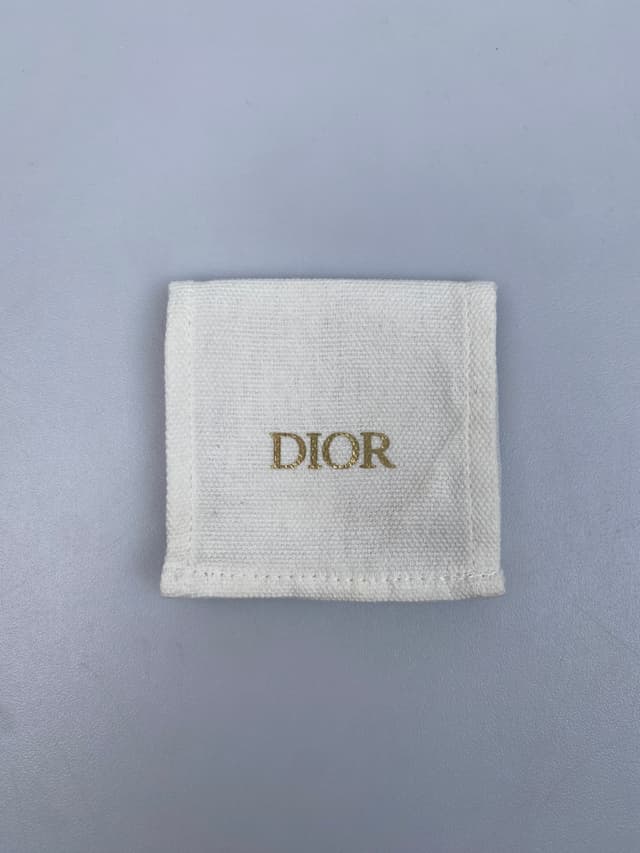 Luxe Limited Sale (ราคาพิเศษ 7,999 ใส่โค้ด LUXEDI) Dior Petit CD Double Bracelet In Gold-Finish Metal And White Crystals (Pre-owned) - view 6
