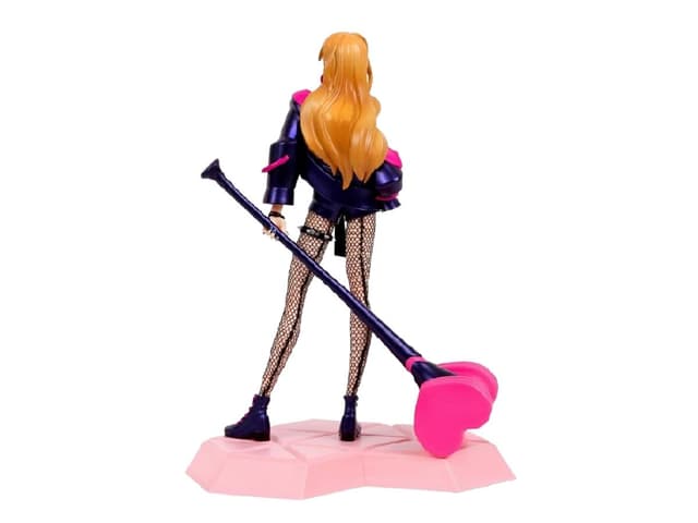 YG Blackpink Figure Lisa - view 2
