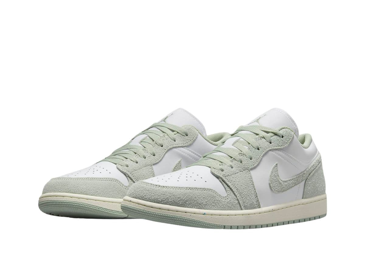 Jordan 1 Low SE Seafoam