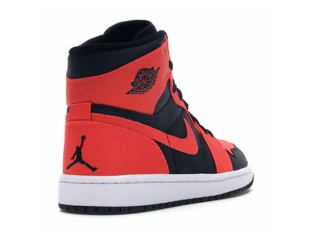 Jordan Jordan 1 Retro Max Orange - view 3