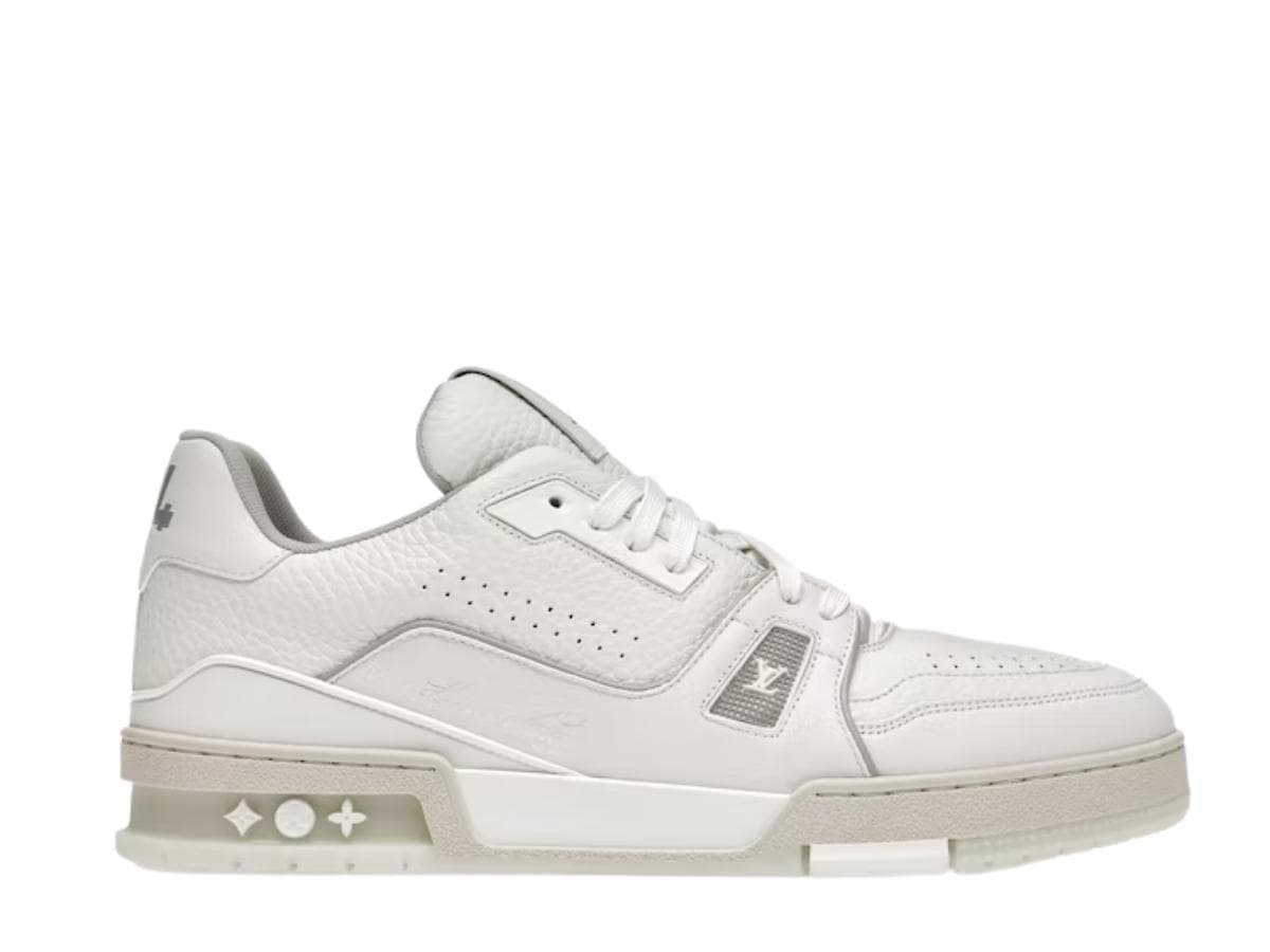 Louis Vuitton Trainer White Signature