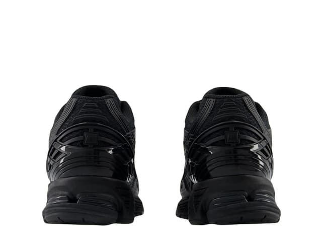 New Balance New Balance 1906U Triple Black - view 3