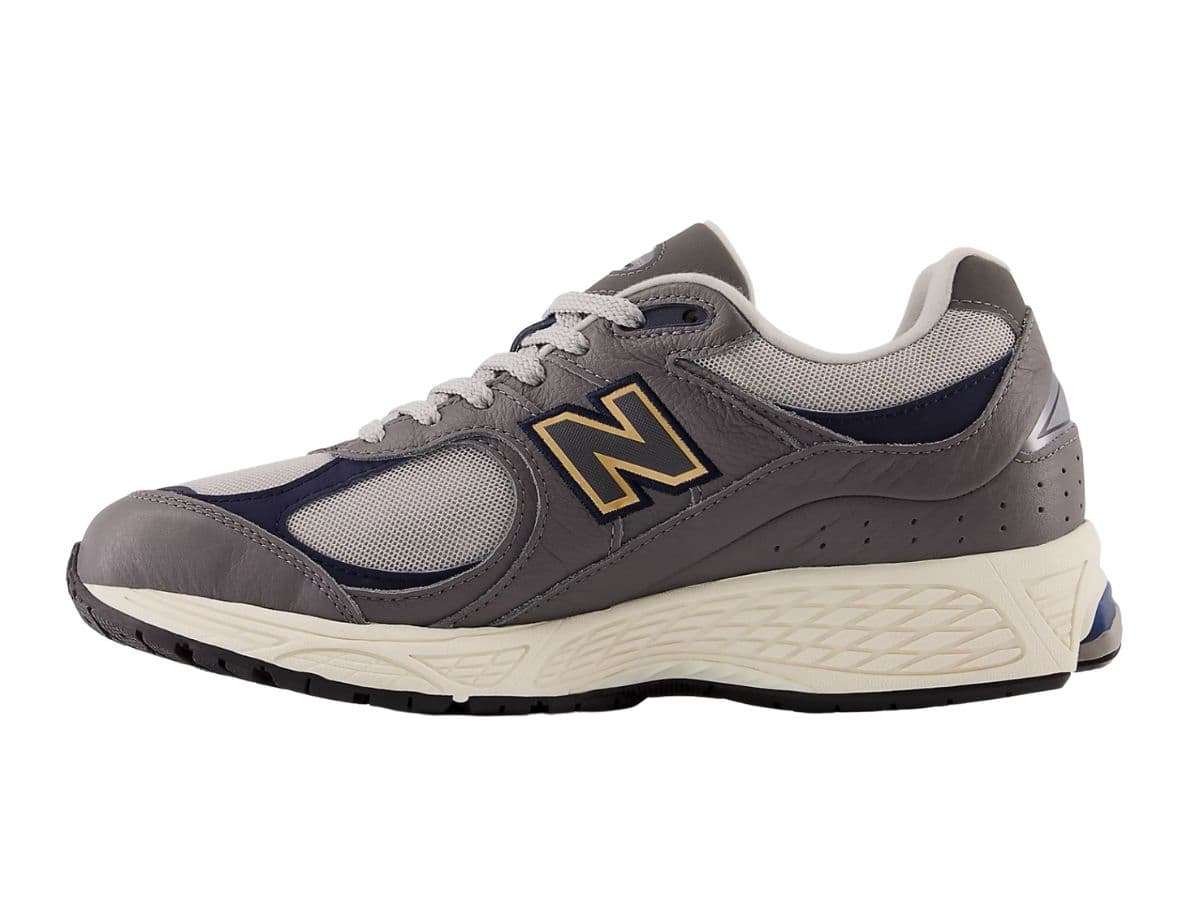 New Balance 2002R Castlerock