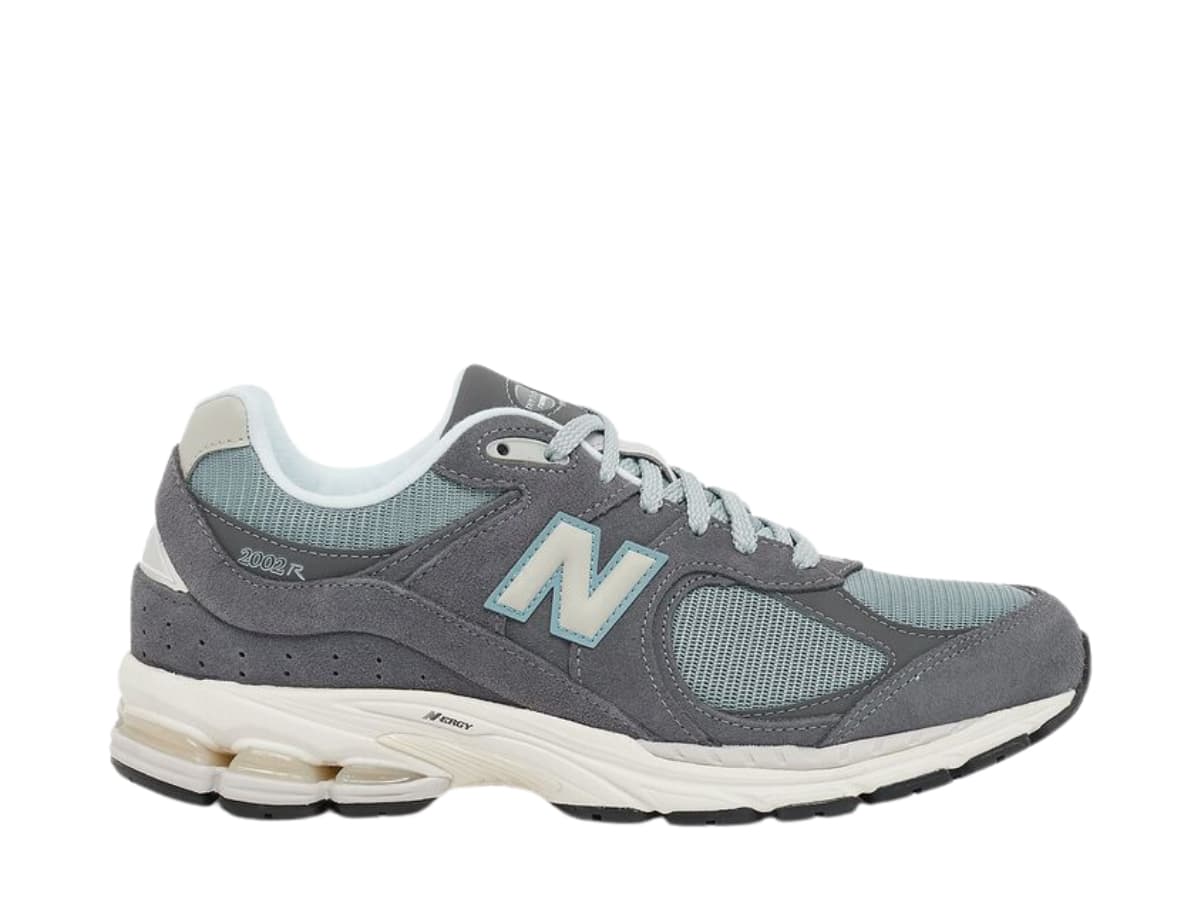 New Balance 2002R Magnent Lead