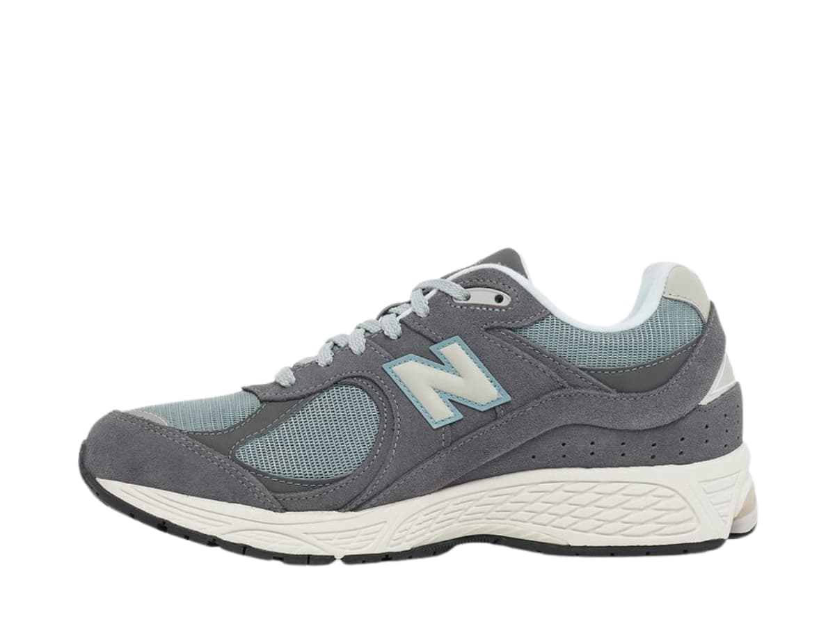 New Balance 2002R Magnent Lead