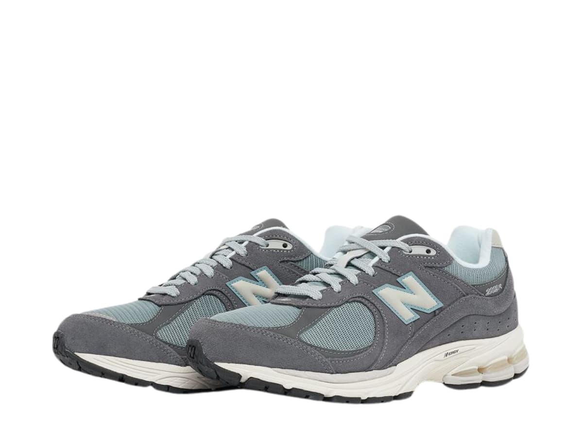 New Balance 2002R Magnent Lead