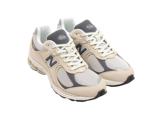 New Balance New Balance 2002R Sandstone Magnet - view 3