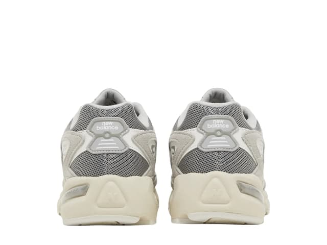 New Balance New Balance 725 Light Grey - view 4