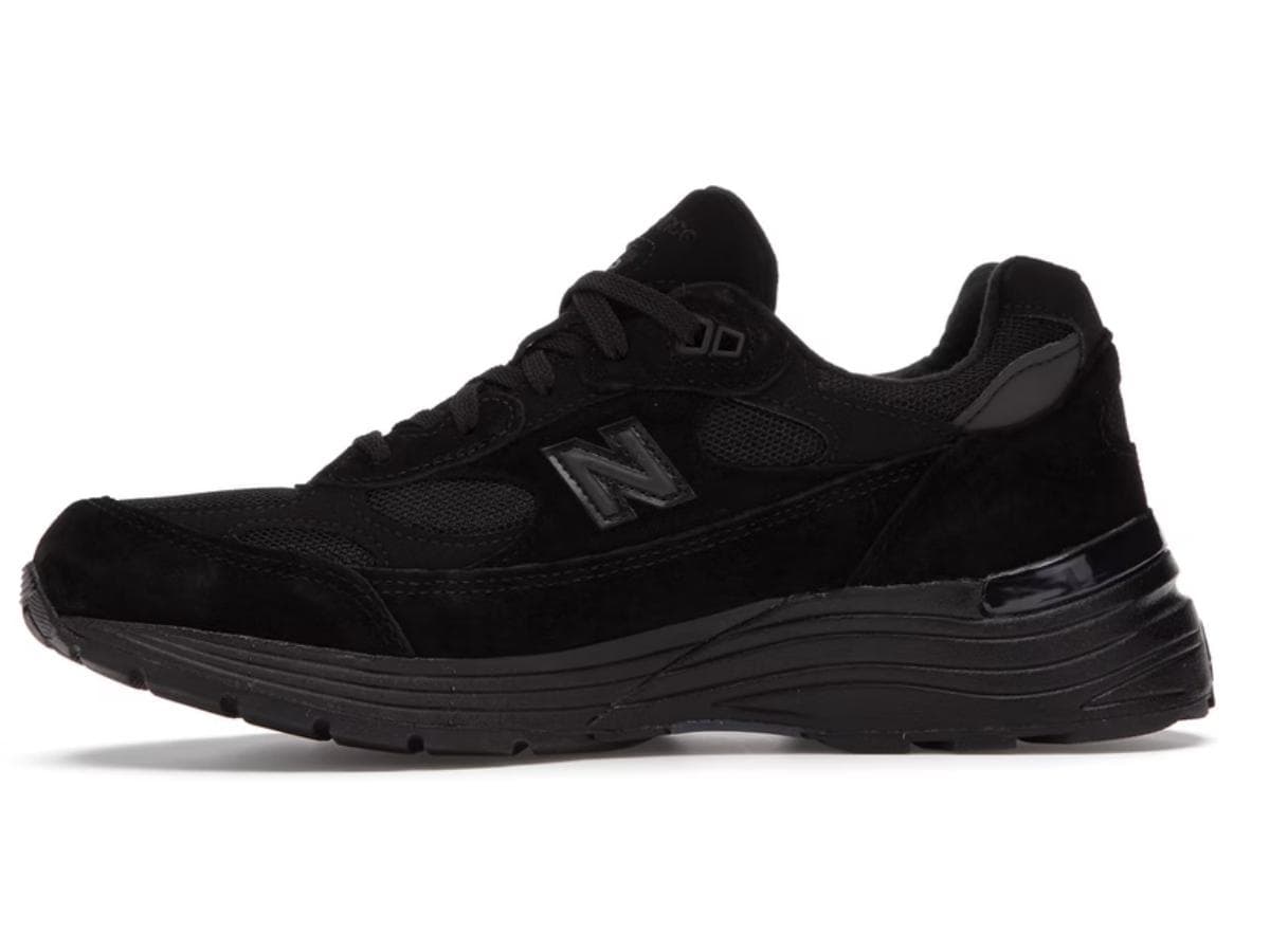 New Balance 992 Triple Black