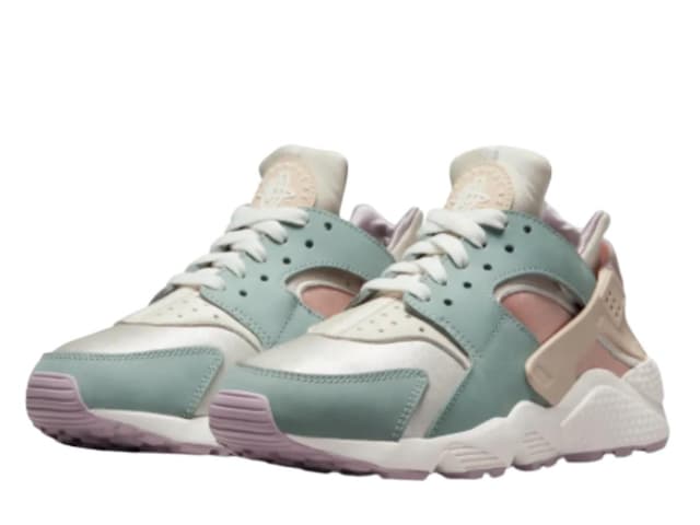 Nike Nike Air Huarache Dusty Sage (Women's) - view 3