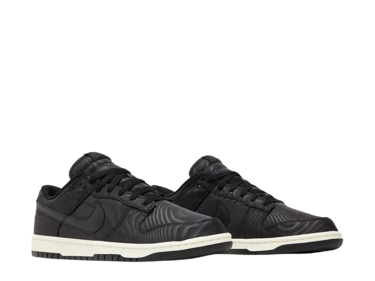 Nike Dunk Low Black Canvas