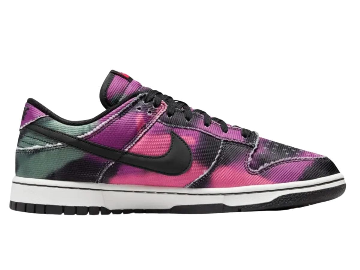 Nike Dunk Low Graffiti Pink