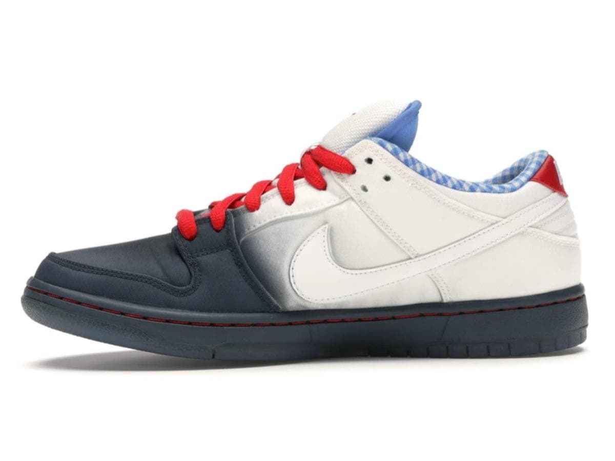 Nike SB Dunk Low Dorothy