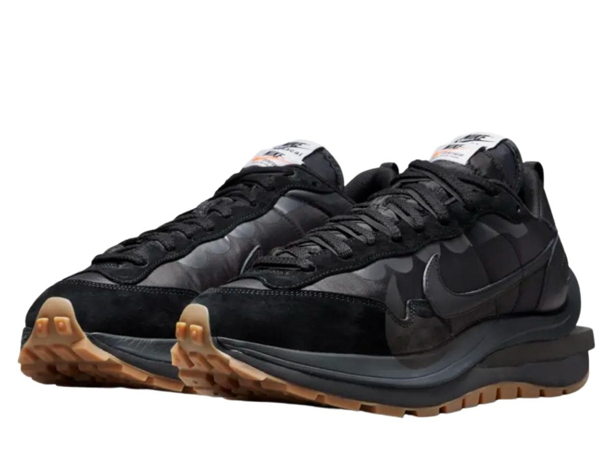 Nike Vaporwaffle sacai Black Gum