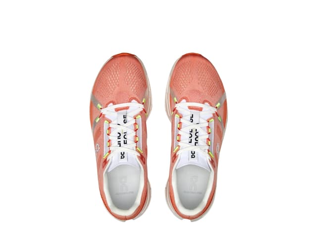 On Running On Cloudeclipse Flame Ivory - view 3