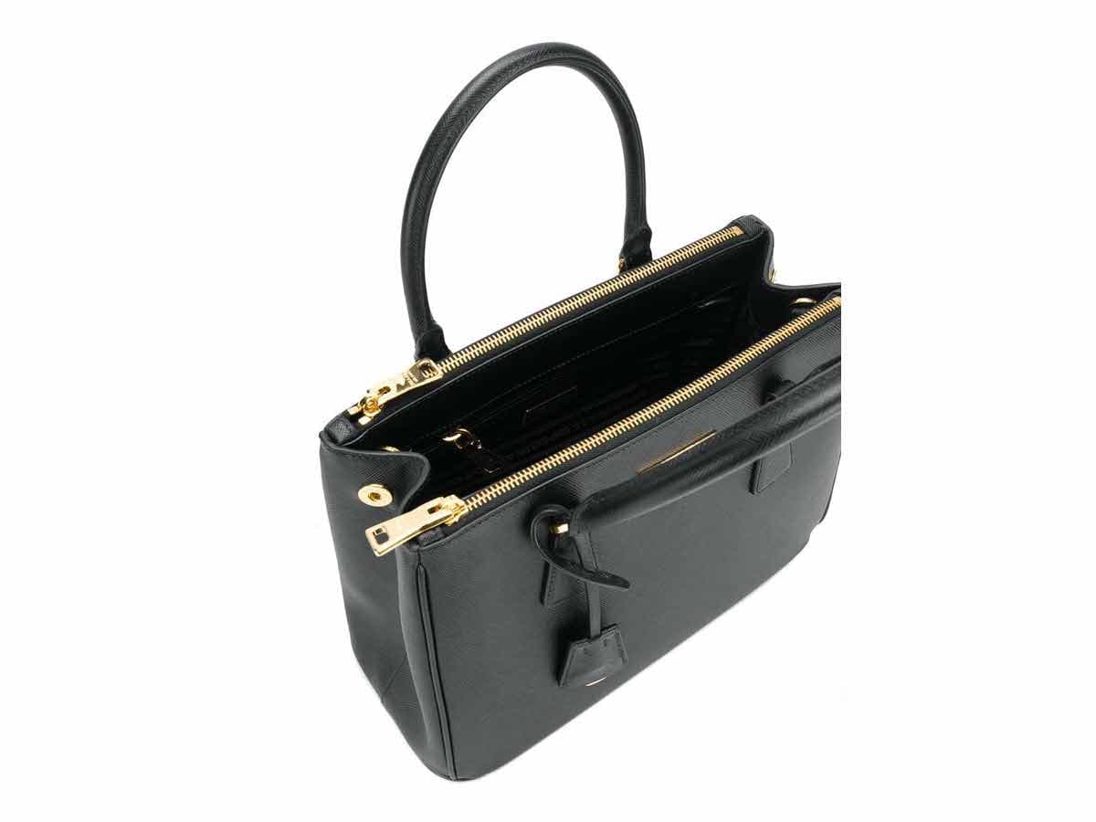 Prada Saffiano 30 Nero