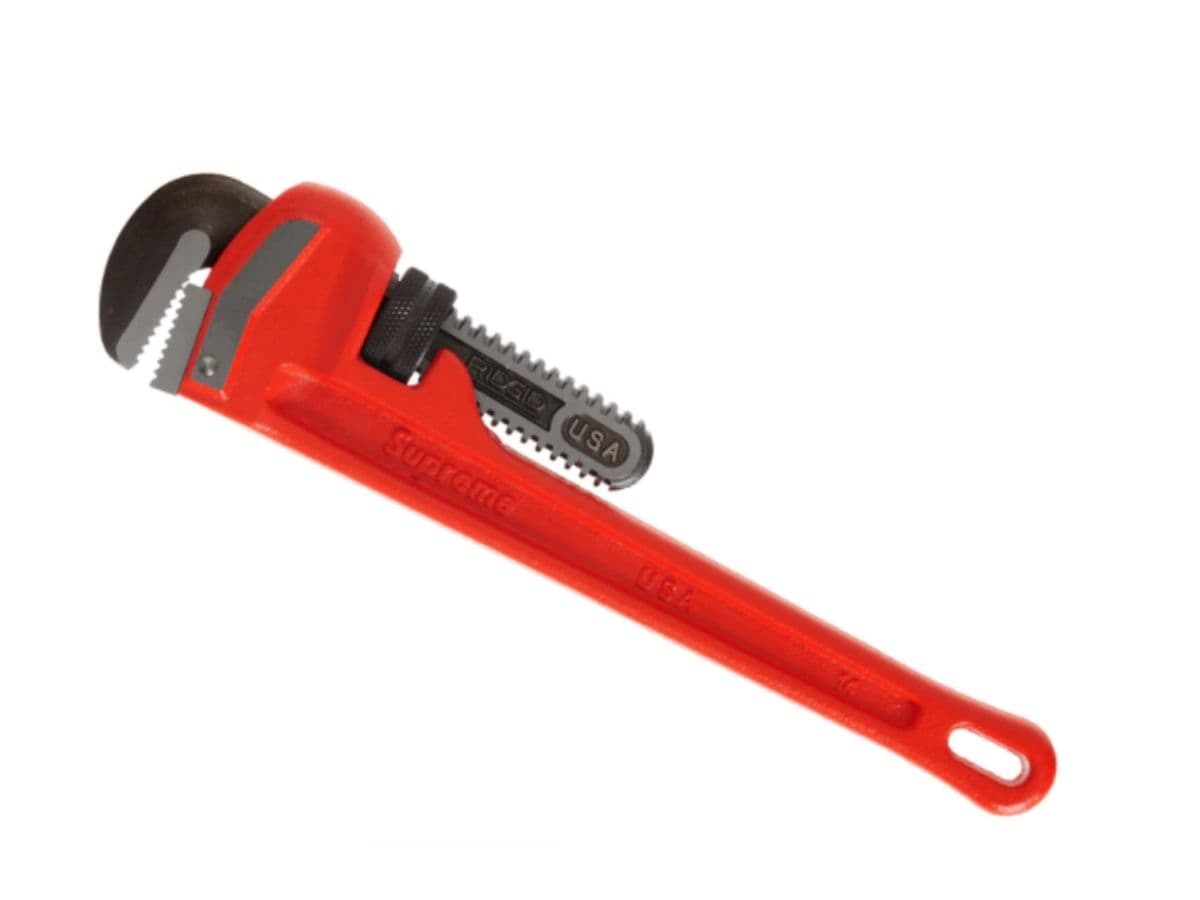 Supreme Ridgid Pipe Wrench Red