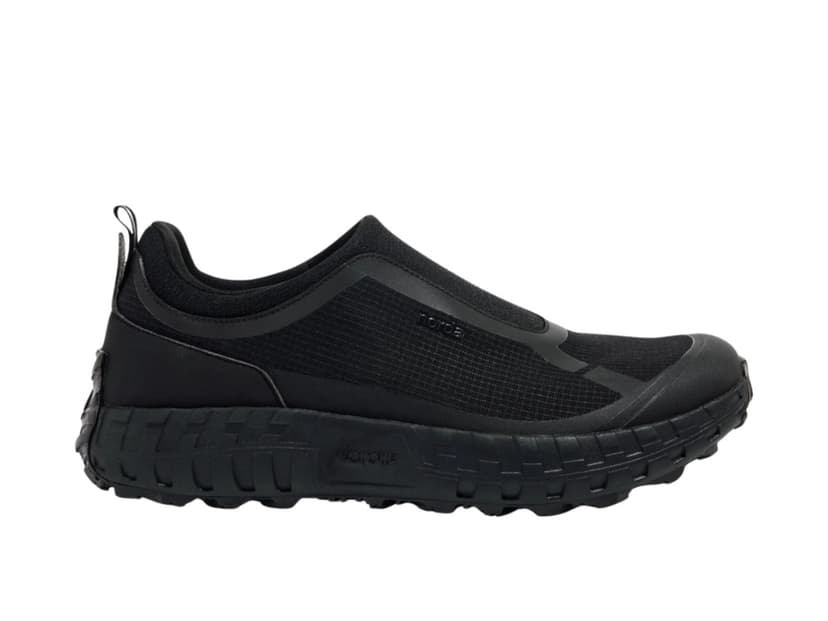 norda norda 003 Pitch Black