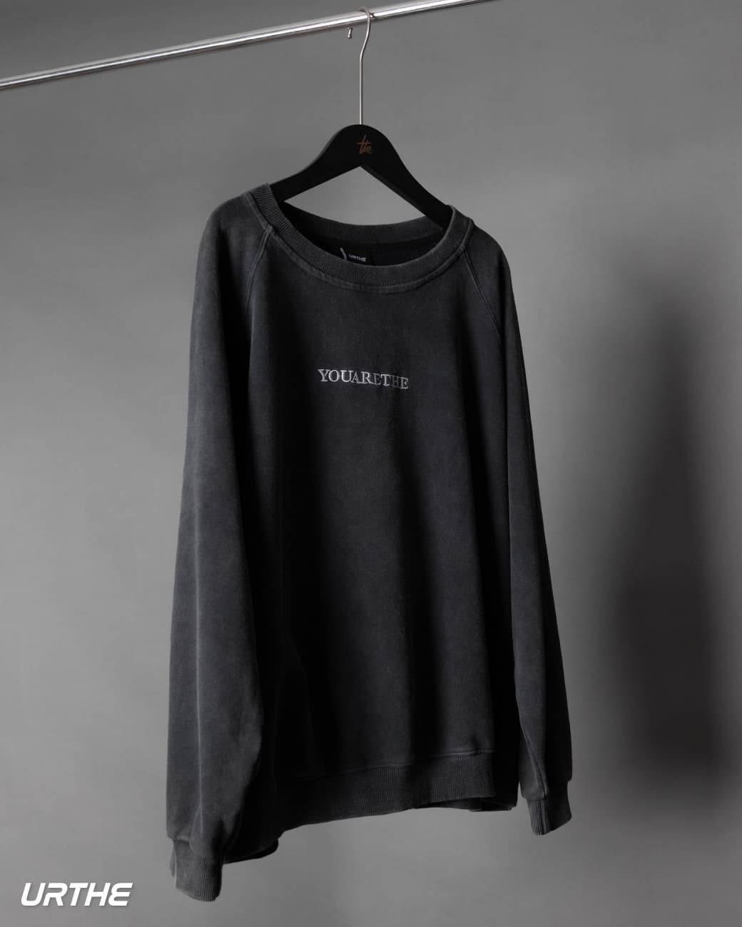 URTHE BC SWEATER Black